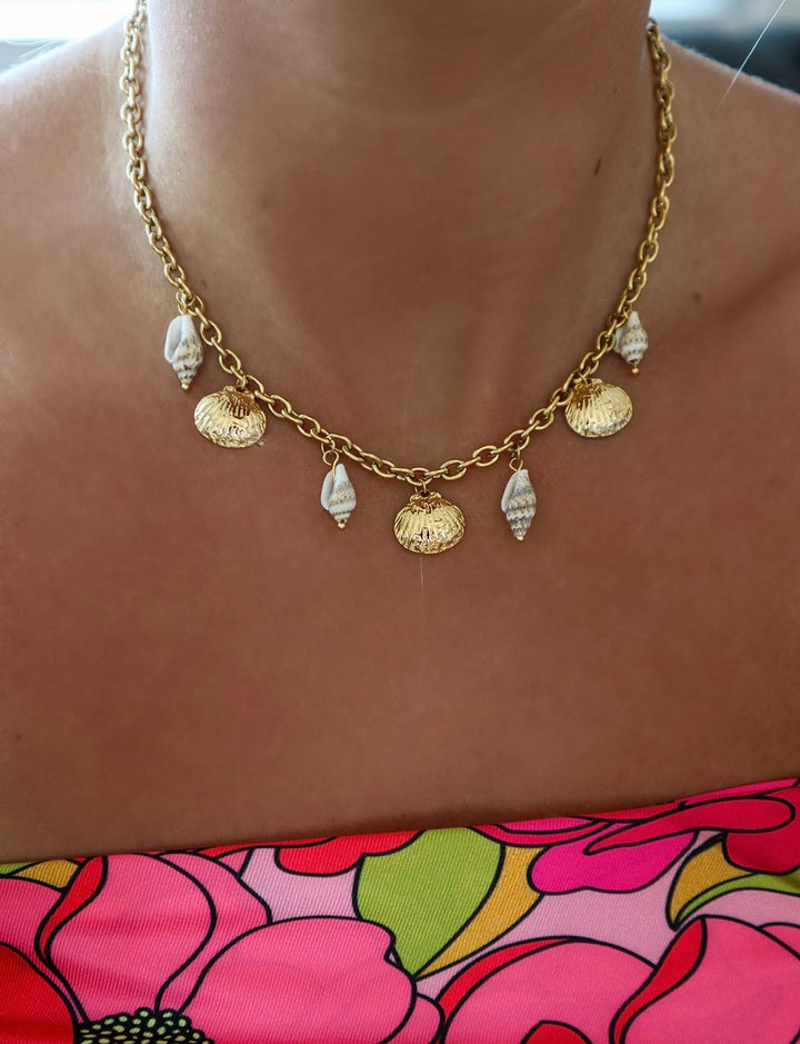 Capri charm necklace  image 0