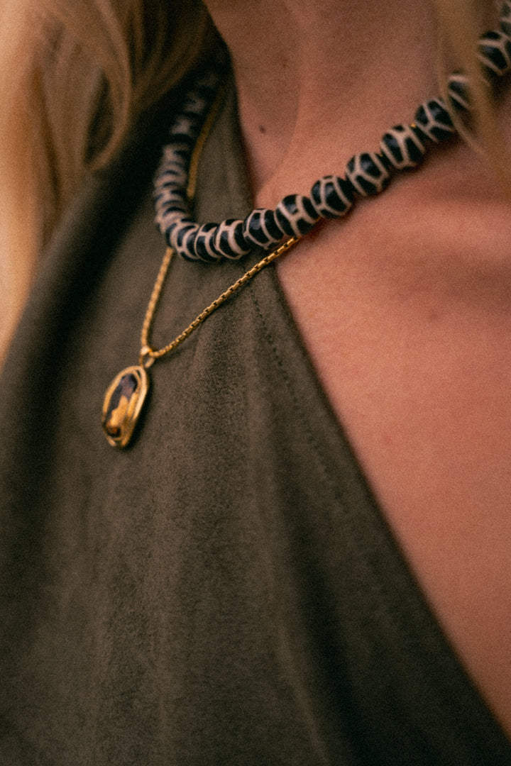 Delilah Necklace - Brown