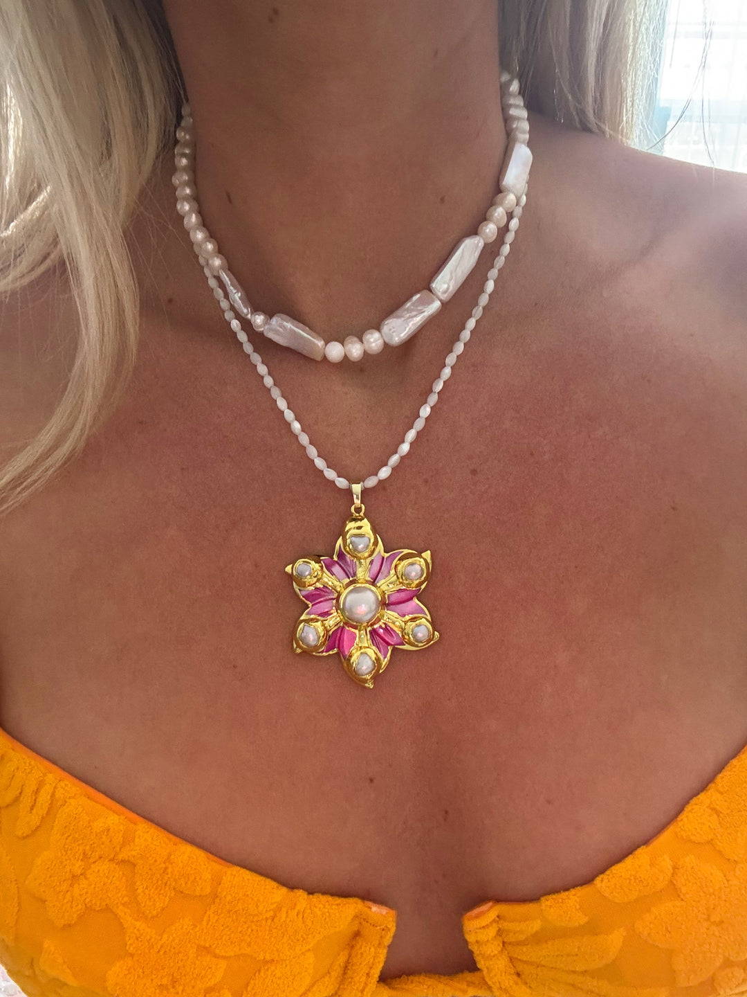 Coral necklace image 2