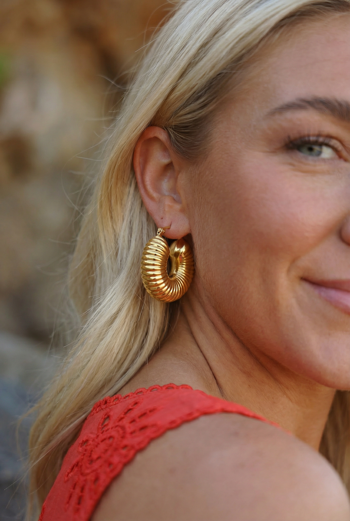 Ribbed Golden Hoops