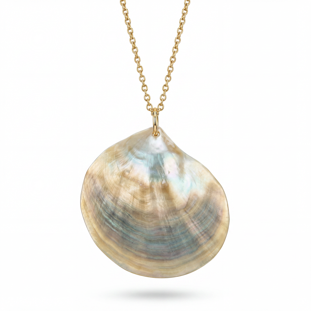 Solene Shell Necklace