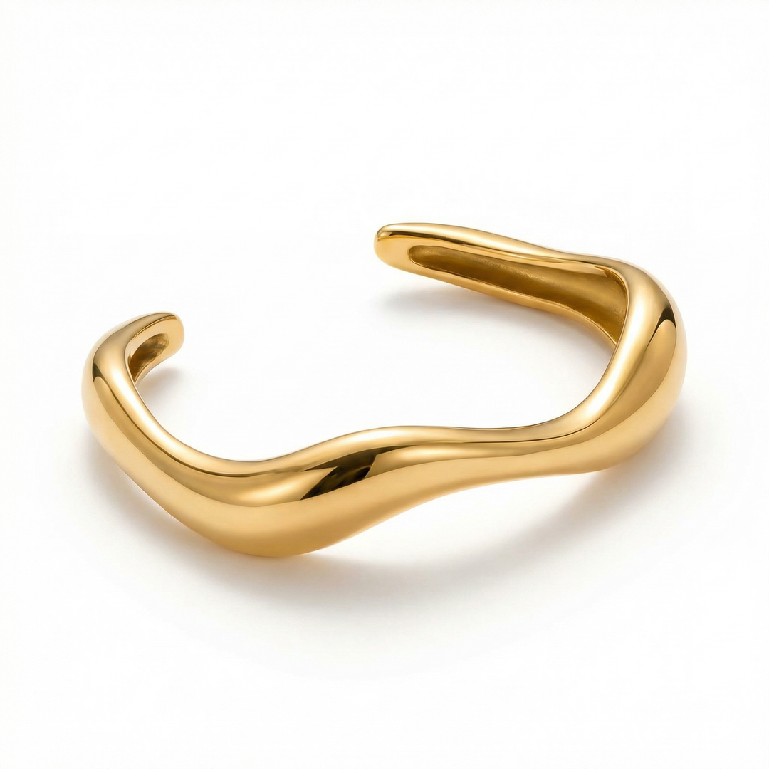 Kissed In Gold Bangle