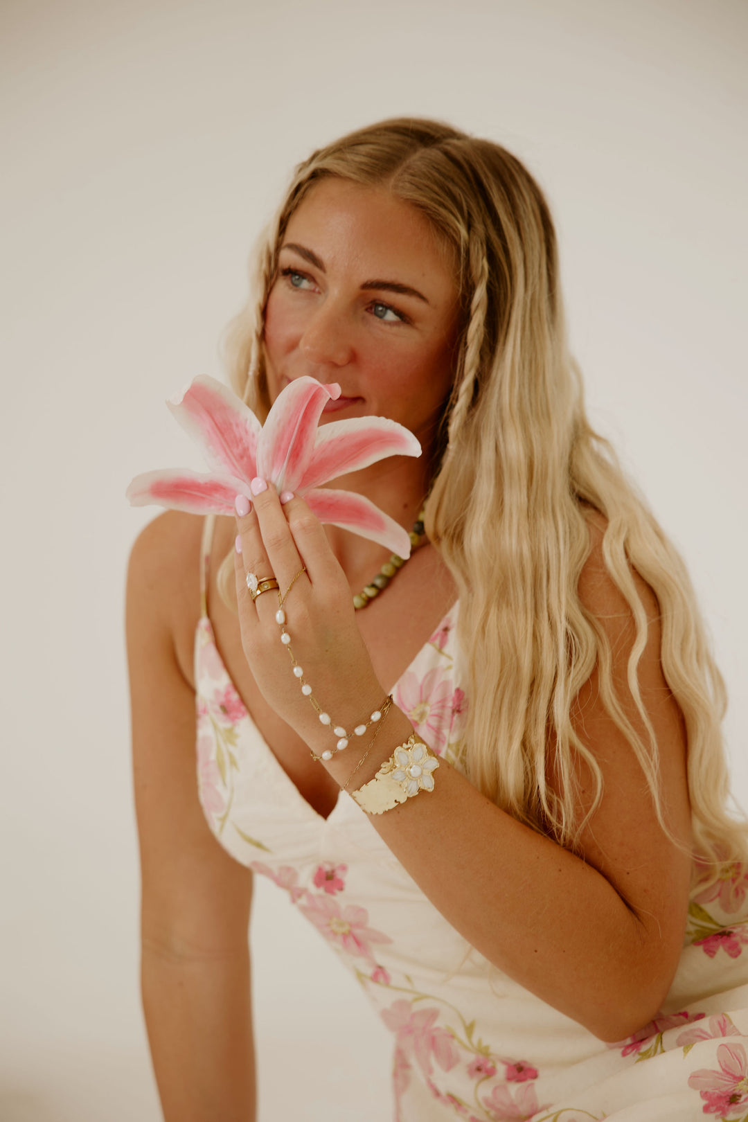 Pearl Hand Chain