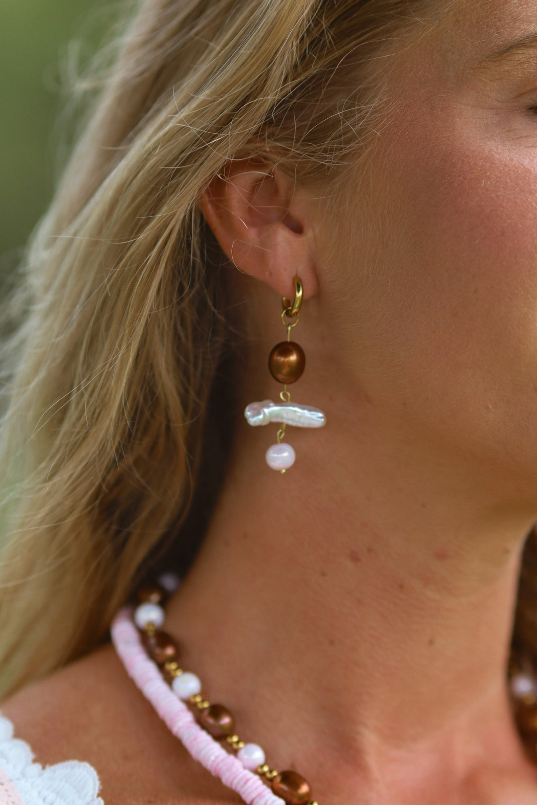 Chestnut Pearl Earrings