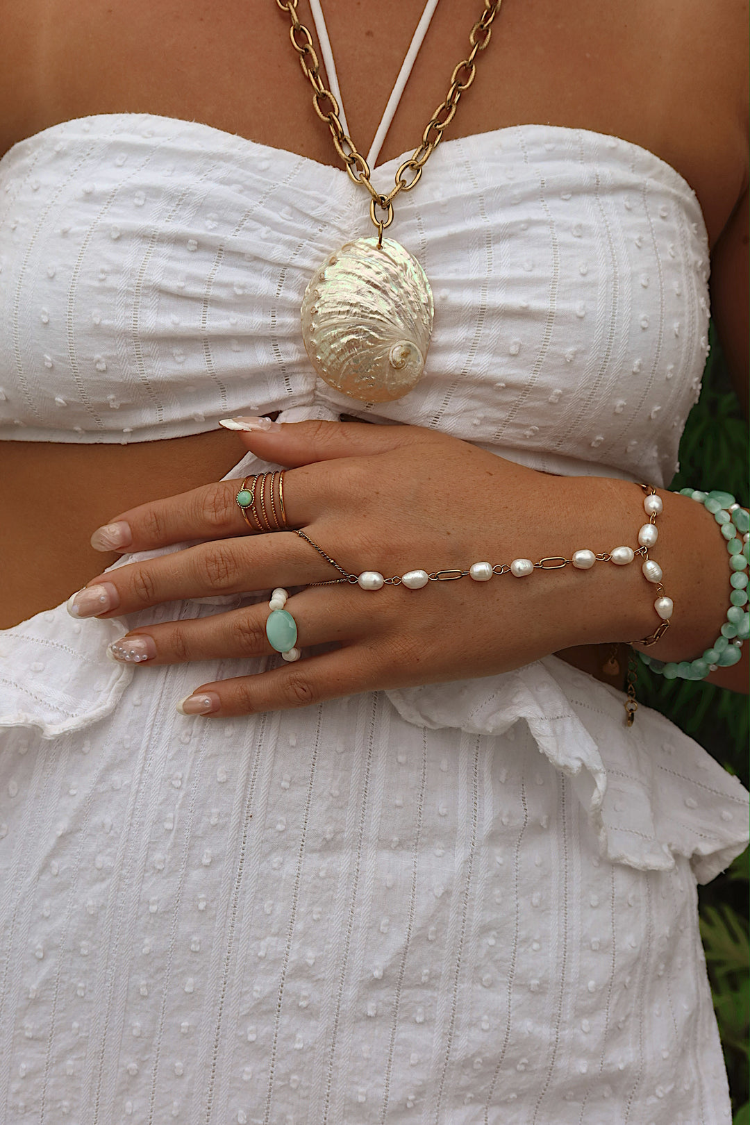 Shellona Necklace