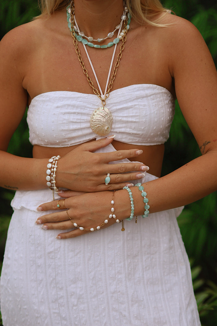 Shellona Necklace