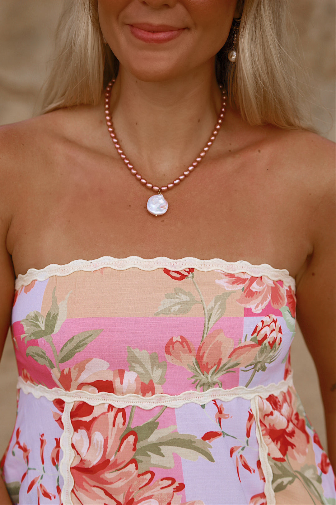 Seaside rose necklace